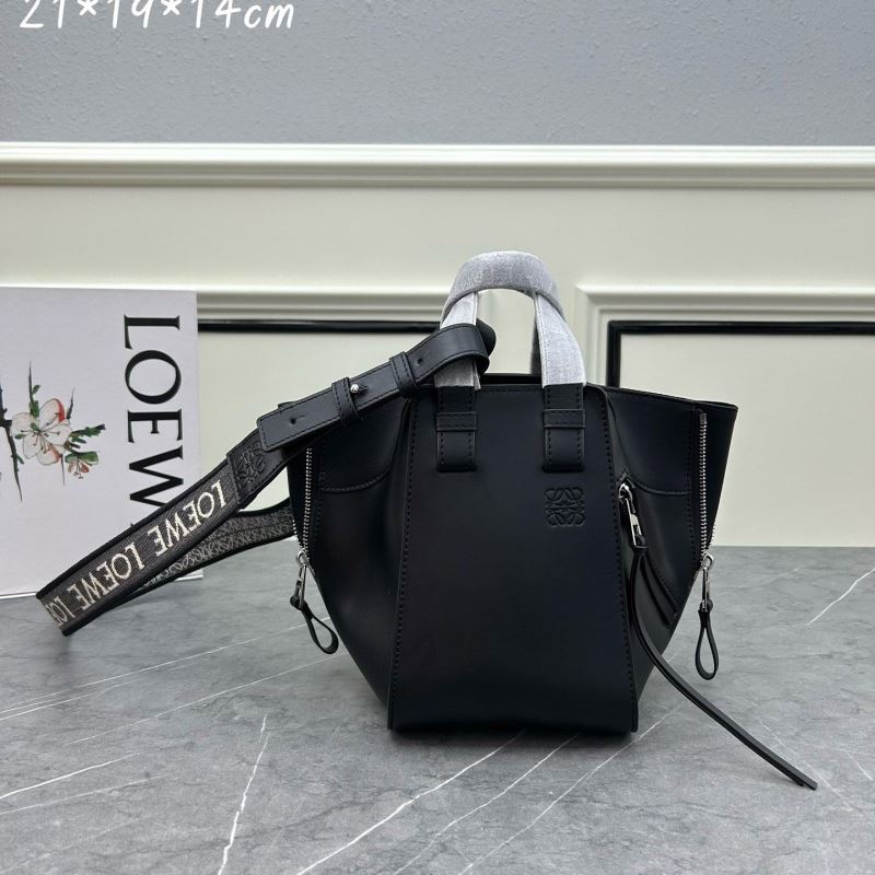 l*ew* shopping bags